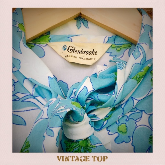 Vintage Top - Picture 4 of 4